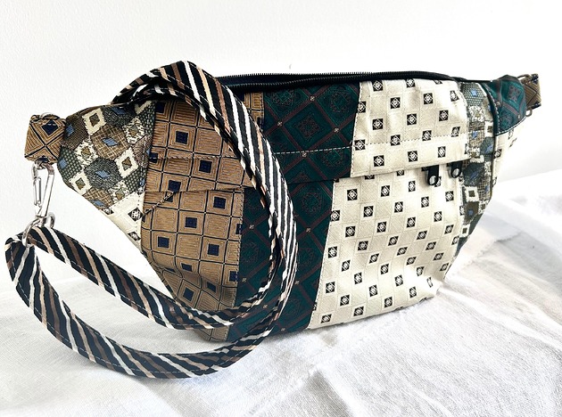 saszetka nerka Nerka patchworkowa złoty zielony butelkowy