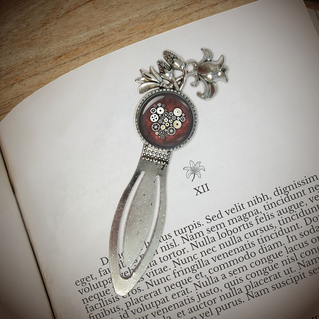 zakładki do książek Zakładka do książki - Steampunk heart - lilia