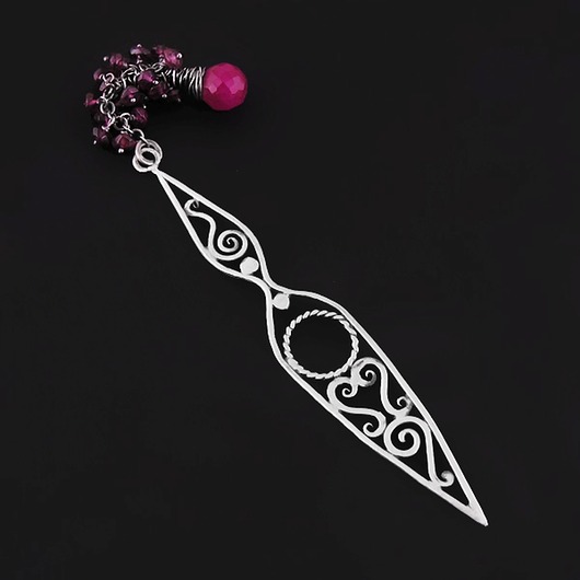zakładki do książek Srebrny sztylet z chalcedonem - srebrna zakładka do książki