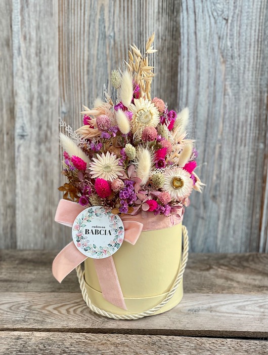 dodatki - różne Kompozycja z okazji Dnia Babci suszone kwiaty flower box