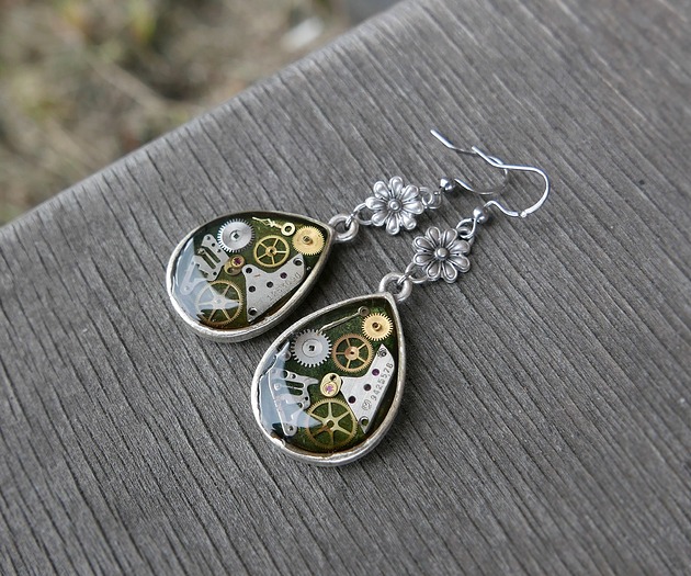 kolczyki z żywicy Kolczyki steampunk w zieleni #2