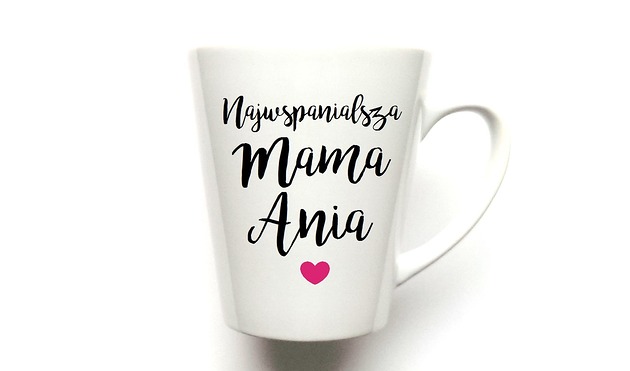 KUBEK latte "PODAJ IMIĘ" NAJWSPANIALSZA MAMA FarrowDesign