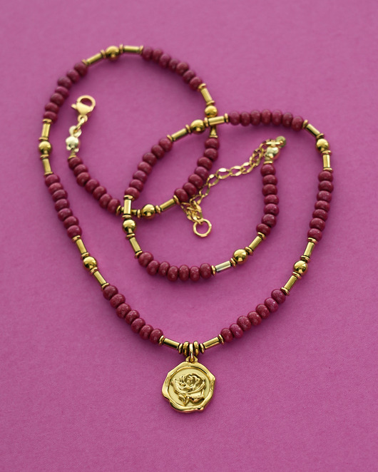 chokery Elegancki naszyjnik z kwiatem róży