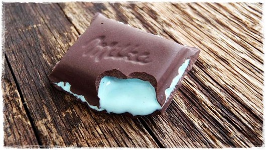 broszka miętowa milka w gorzkiej czekoladzie Piecuchowo