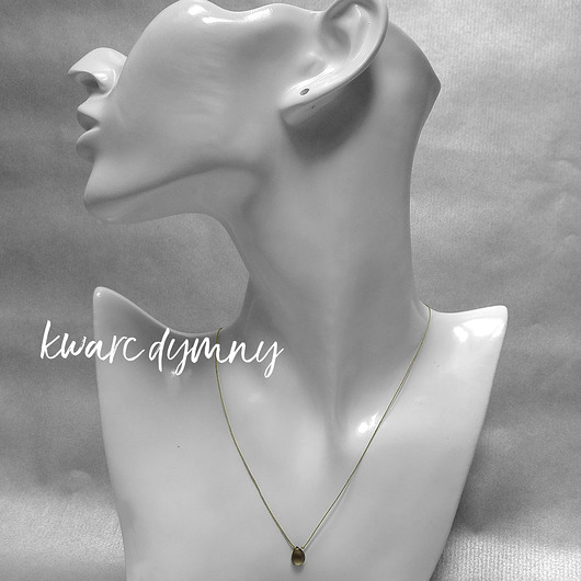 srebrne naszyjniki Kwarc Dymny - naszyjnik na jedwabnej nitce