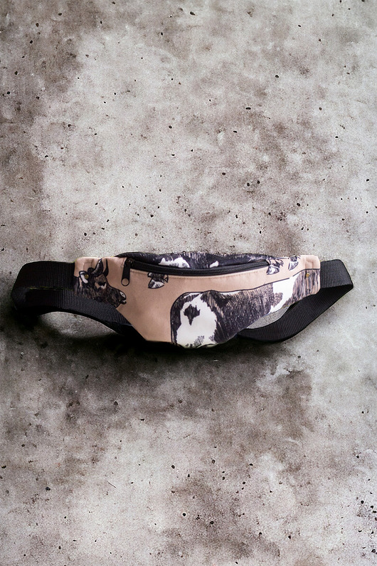 saszetka nerka Mała nerka w krowy