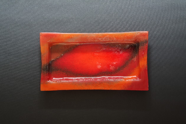 patery i talerze PATERA PROSTOKĄTNA czerwone smugi 19cm X 35cm