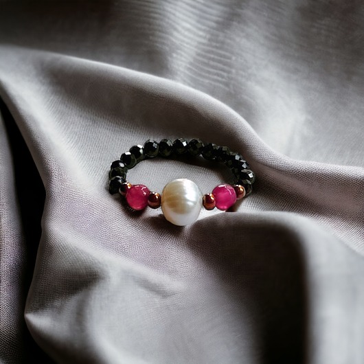 pierścionki elastyczne Pierścionek : magenta : perła, spinel, agat