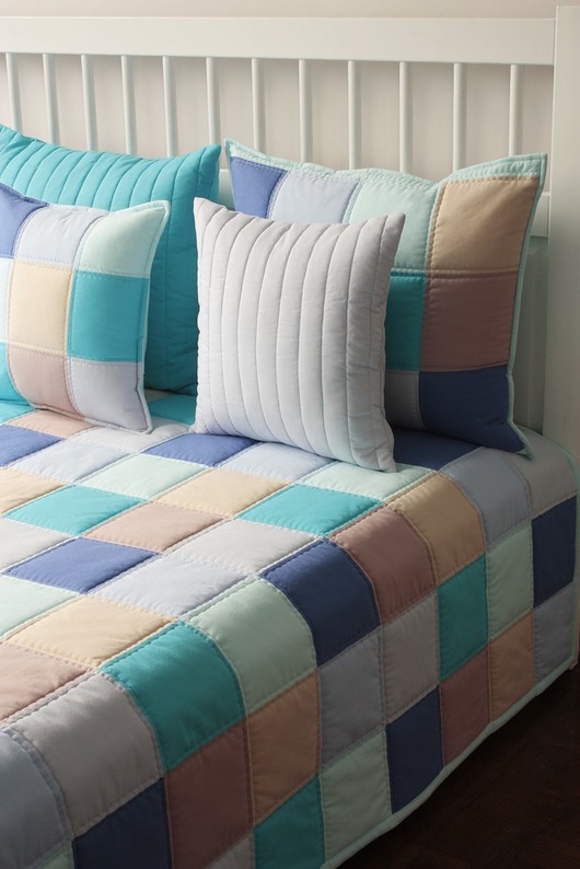 Zestaw narzuta patchwork CORI + 4 poszewki patchwork house
