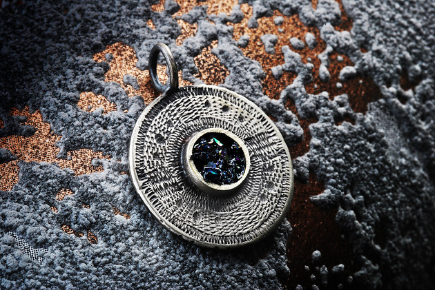Srebrny wisiorek z minerałem Aztec Sun SHAMBALA