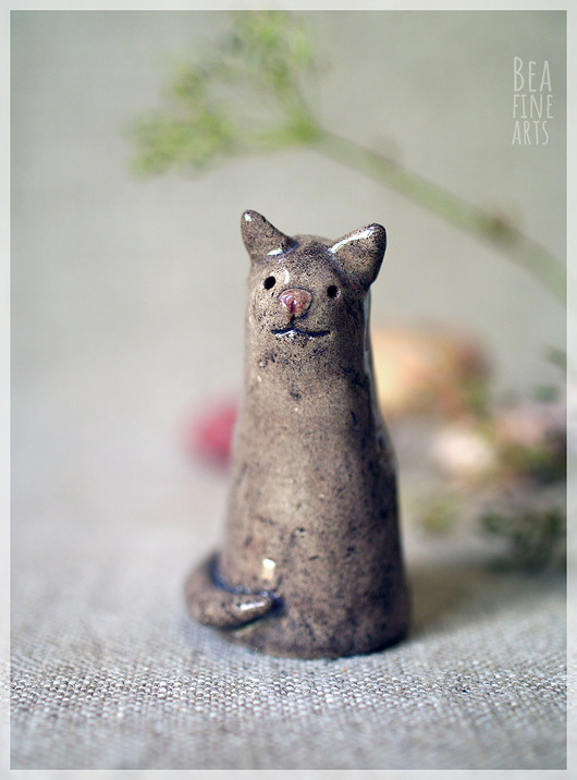 figurki i rzeźby Kotek, mini rzeźba, figurka ceramiczna kot