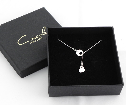 NASZYJNIK SREBRO 925 Z SERDUSZKAMI         Coccola JEWELLERY