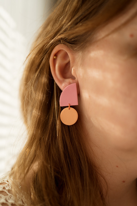 kolczyki z masy plastycznej Wiszące asymetryczne sztyfty