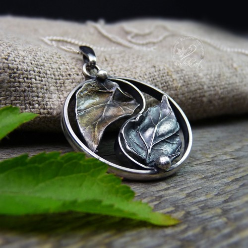 Yin Yang - Leaves  Radecka art