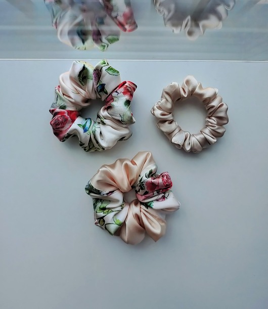 gumki do włosów Różany ogród - zestaw jedwabnych scrunchie