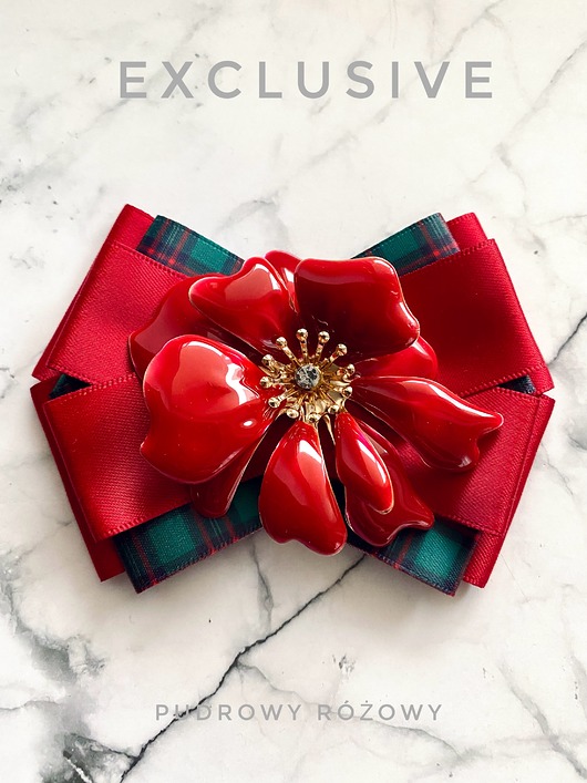 broszki Brosza  z niesamowitym unikatowym  Kwiatem 3d    NEW