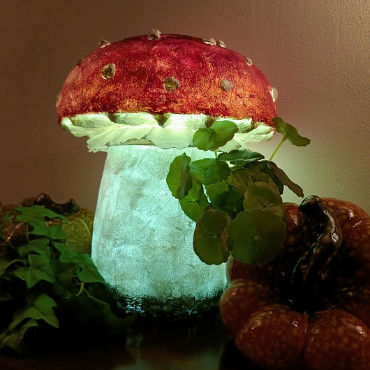 dekoracje świetlne Lampka nocna muchomorek