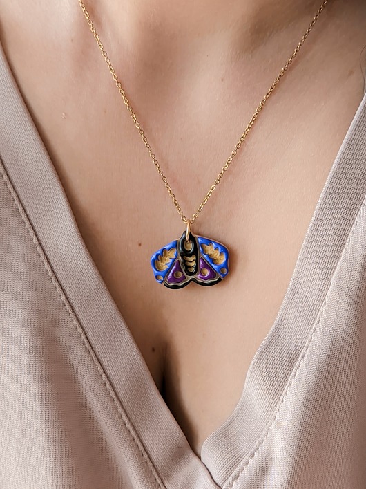 wisiory Wisiorek naszyjnik ćma, zawieszka z ćmą, mroczna elegancja gotycka boho