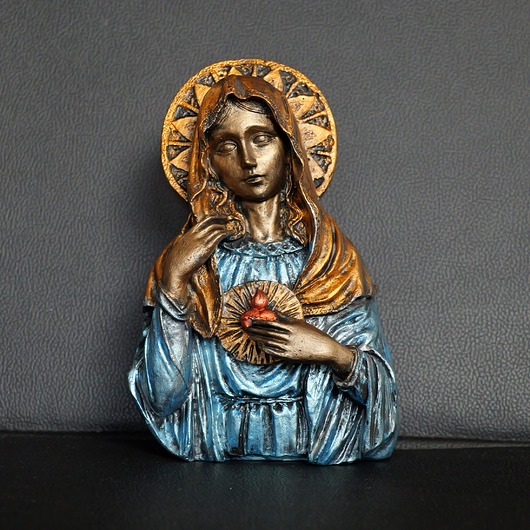 figurki i rzeźby Rzeźba Matki Boskiej niebiesko-czerwona wys. 15,5 cm