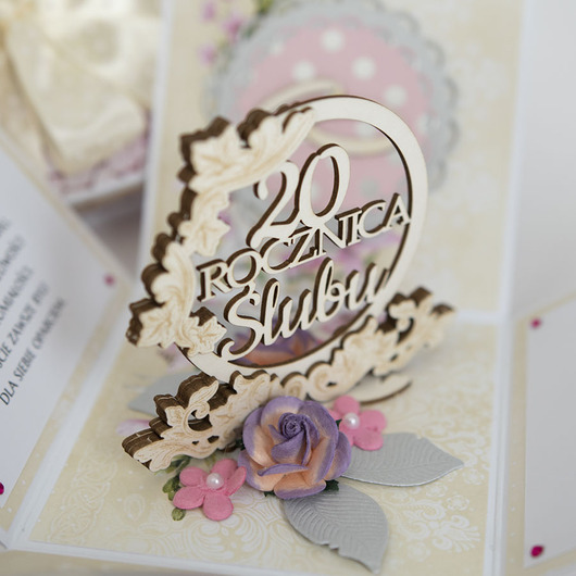 kartki scrapbooking 20 rocznica ślubu, porcelanowe gody, exploding box, kartka 3d