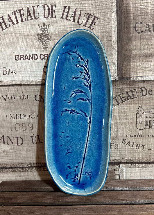 patery i talerze Niebieska patera z dziką trawą