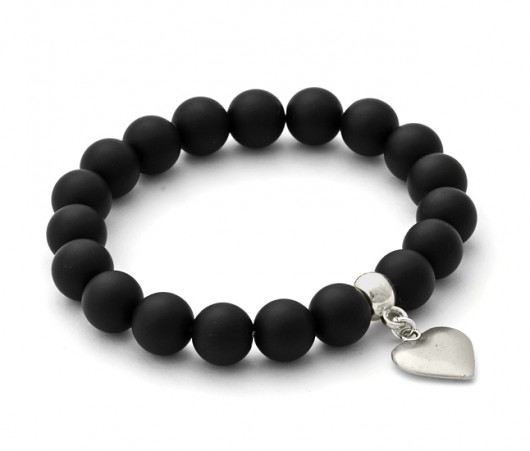 bransoletki z kamieni naturalnych Lava with heart pendant.