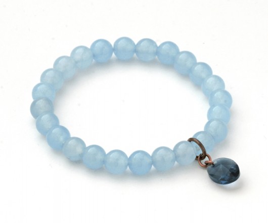 Jade with kryształ Swarovski pendant in light blue. Lavoga