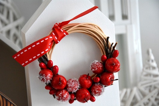 2 domki z wiankiem Wooden Love