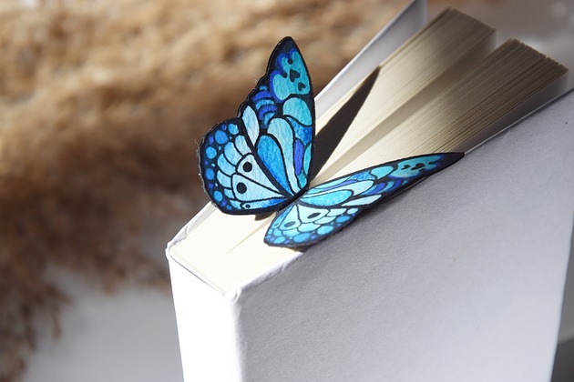 zakładki do książek Zakładka do książki "On Paper" Kolorowy Motyl