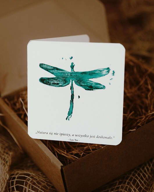 kartki okolicznościowe - wydruki Personalizowana kartka "Ważka" w pudełeczku