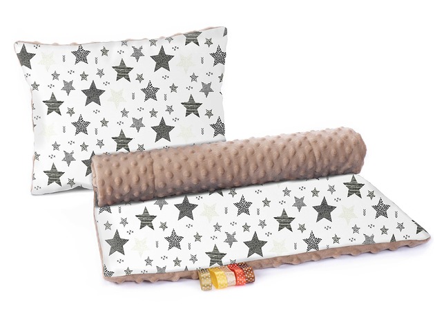 kocyki, kołderki, pościel dla dzieci Komplet Kocyk Minky 75x100cm z poduszką  n038