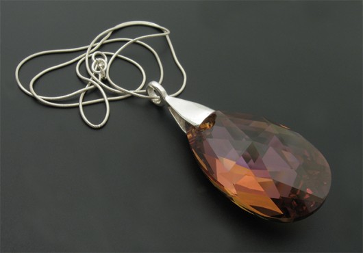 Wisior kryształ Swarovski Brązowy Liść pieklo niebo