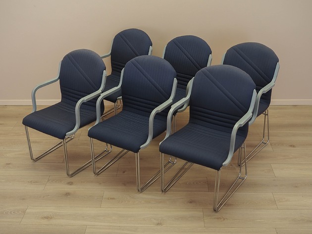 krzesła Sześć krzeseł z podłokietnikami, włoski design lat 90.