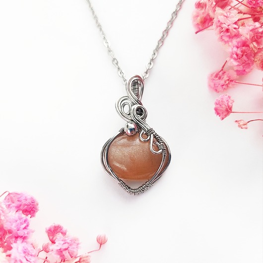 wisiory Naszyjnik Kamień Księżycowy stal chirurgiczna wisiorek handmade wirewrapping