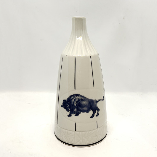 wazony Butelka po Bizon Wódka, wyprodukowana przez Lichte Fine China, Niemcy 1968 r.