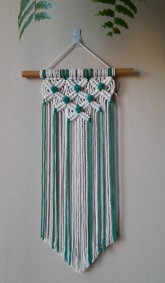 makramy Makrama dwa kolory. Wisząca ozdoba na ścianę.