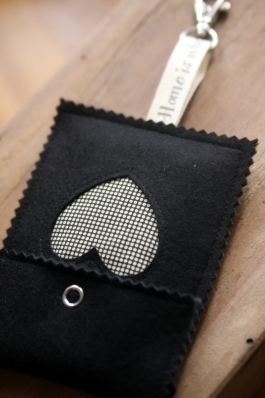 Etui na telefon made by agah