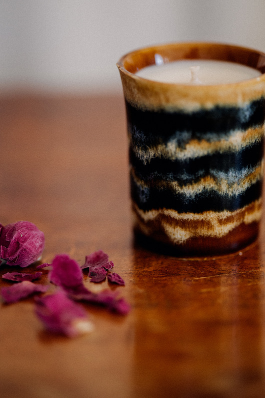 świece zapachowe Relaksacyjna świeczka sojowa Vetiver Glow