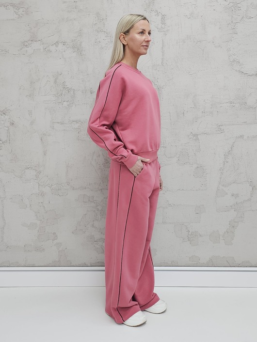 komplety damskie Kai komfortowy komplet z lamówką malaga