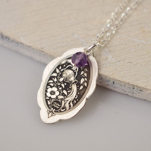 wisiory Znaki Zodiaku - Wodnik - srebrny medalion