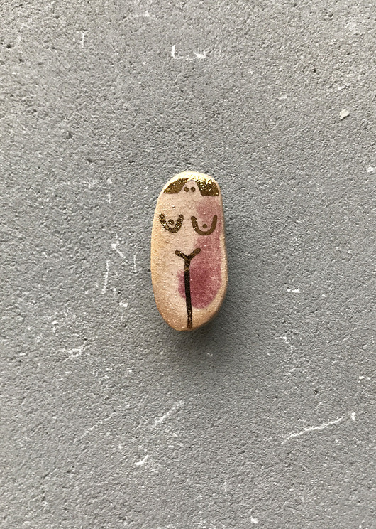 Ceramiczna broszka Ciało różowa ELEMTHEBRAND