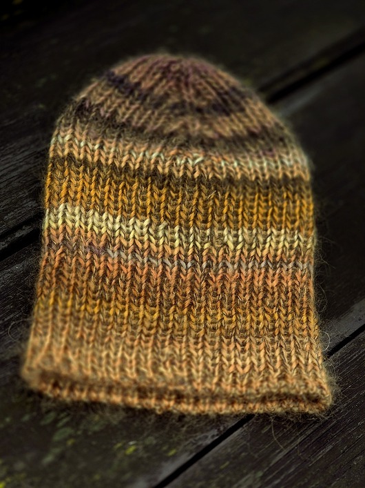 czapki damskie Złoty piasek / czapka z jedwabiem