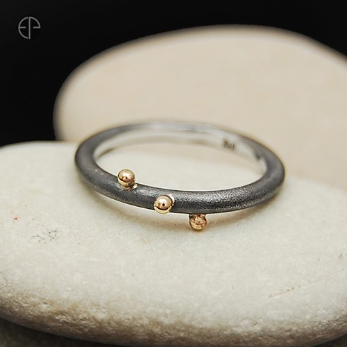 Piaskowana gałązka ze złotem - zamówienie MAREMI Jewelry