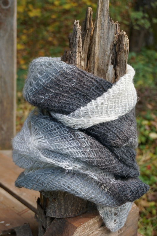 szale damskie Długi szal z wełny i moheru, lekki i ażurowy, odcienie szarości