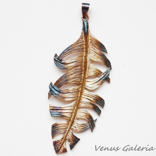 Zawieszka srebrna - Pióro brązowe II duże VENUS GALERIA