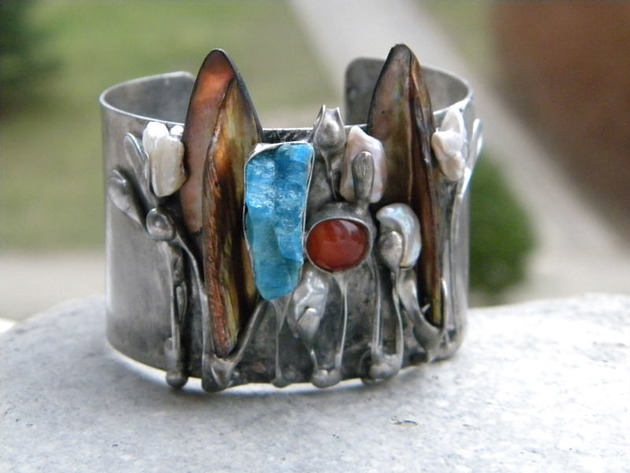 bransoletki wire wrapping Brązowy  liść  - BRANSOLETA MANKIET  CUFF