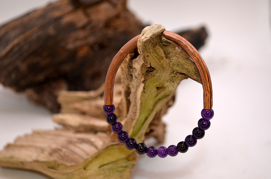bransoletki - inne Bransoletka miedziana handmade z koralikami: ametyst