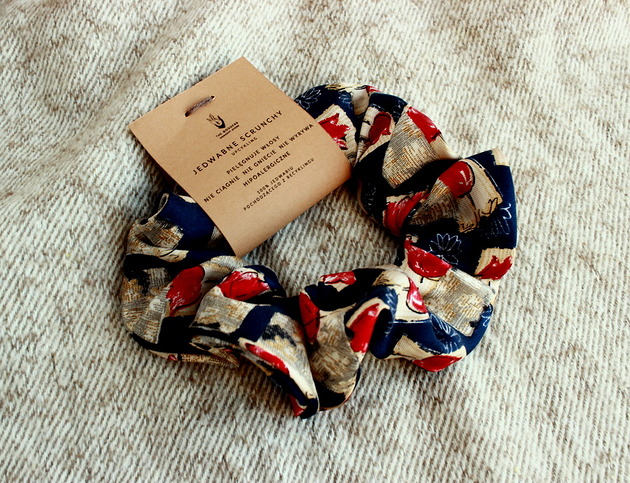 gumki do włosów Jedwabne SCRUNCHIE gumka do włosów Upcykling