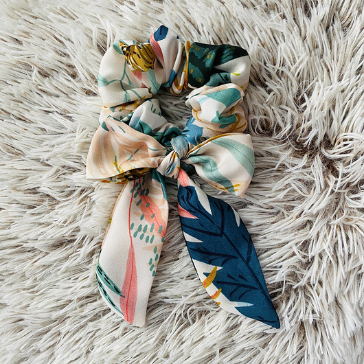 Satynowa gumka do włosów scrunchie Tropicana Nandi