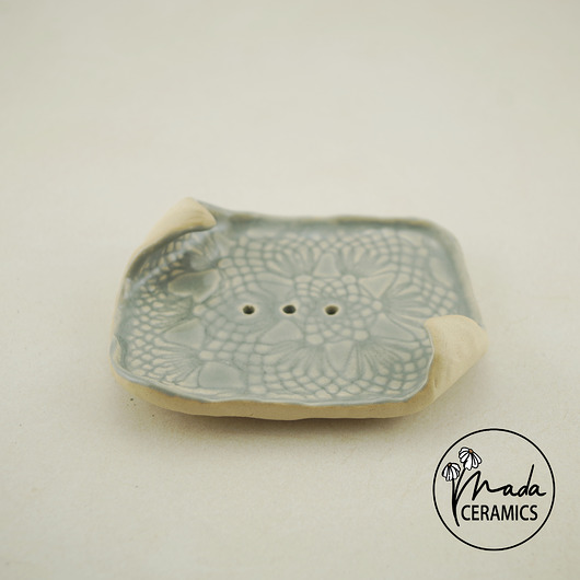 mydelniczki Mydelniczka ceramiczna Koronka (szara)